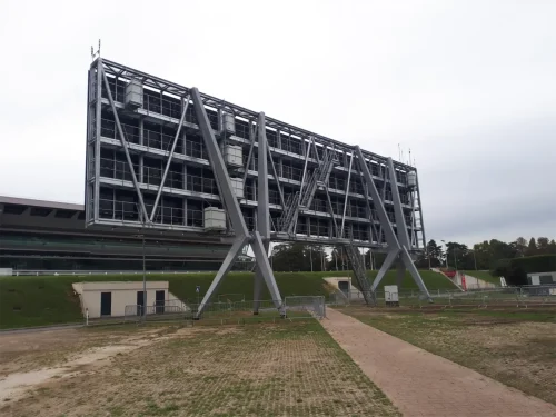 Structure écran le trot